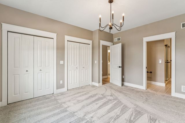 8 Barrington COURT, Monaca, PA 15061