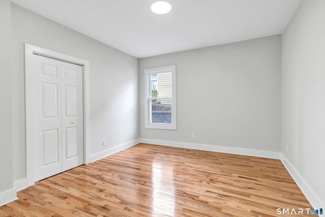 10-12 Perry Hill Road, Shelton, CT 06484