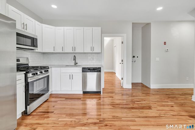 10-12 Perry Hill Road, Shelton, CT 06484