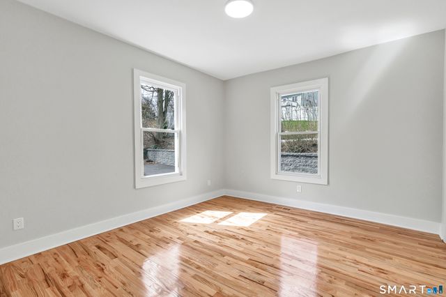 10-12 Perry Hill Road, Shelton, CT 06484