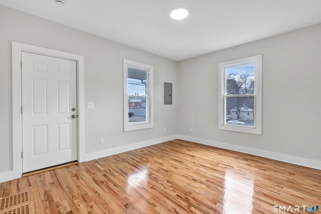 10-12 Perry Hill Road, Shelton, CT 06484