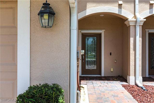2748 Blossom WAY, Naples, FL 34120