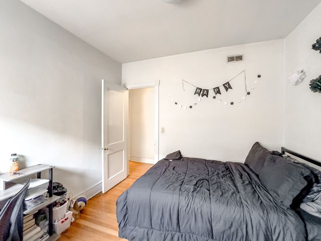6711 N SHERIDAN Road 3N, Chicago, IL 60626