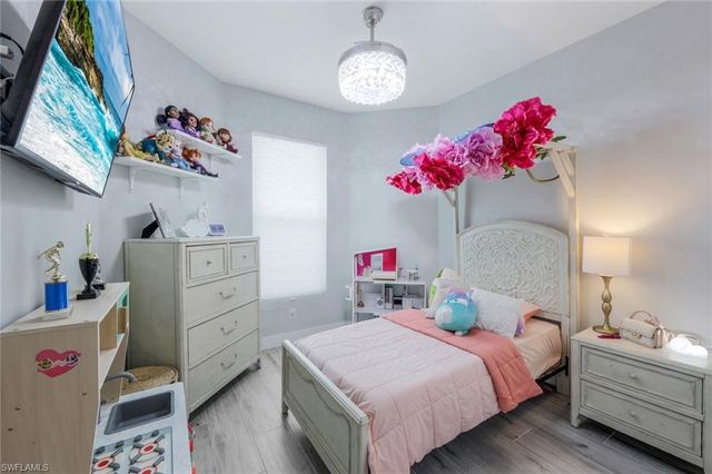 2590 Surfside BLVD, Cape Coral, FL 33914