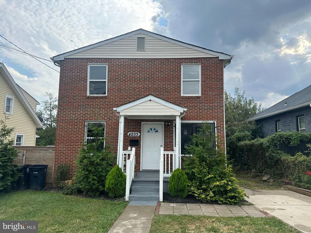 4203 SHELL ST, Capitol Heights, MD 20743