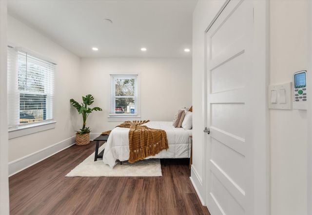 1905 English Street, North Charleston, SC 29405