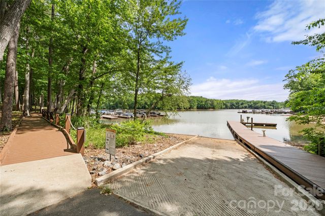 3249 Elyse Manor Court, Charlotte, NC 28214