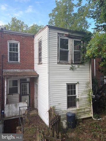 2026 HAMLIN ST NE, Washington, DC 20018