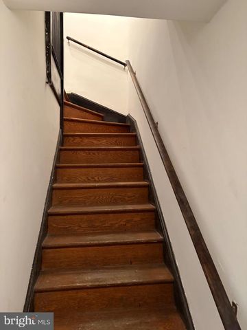2026 HAMLIN ST NE, Washington, DC 20018