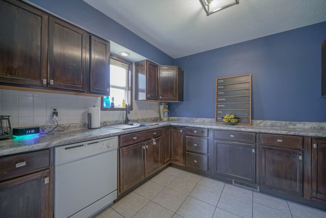 113 Prairie Moon Drive, Davis Junction, IL 61020