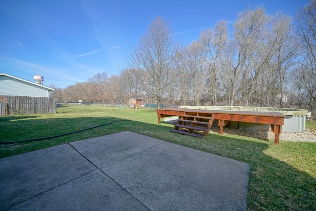 113 Prairie Moon Drive, Davis Junction, IL 61020