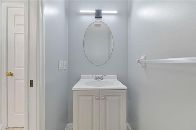 17911 Bermuda Dunes DR, Fort Myers, FL 33967