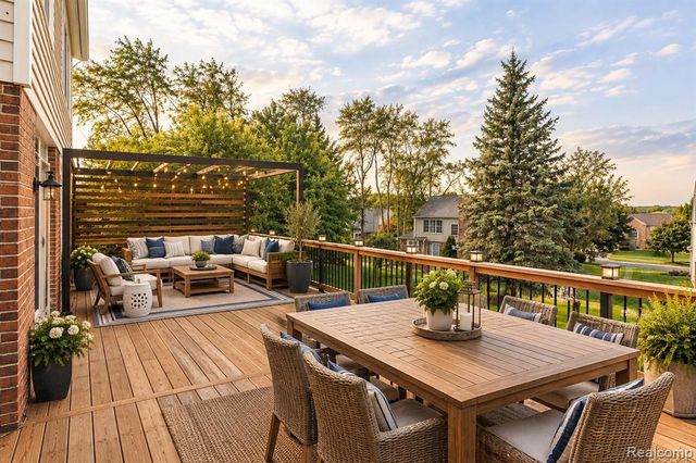 3664 Green Meadow Lane, Lake Orion, MI 48359