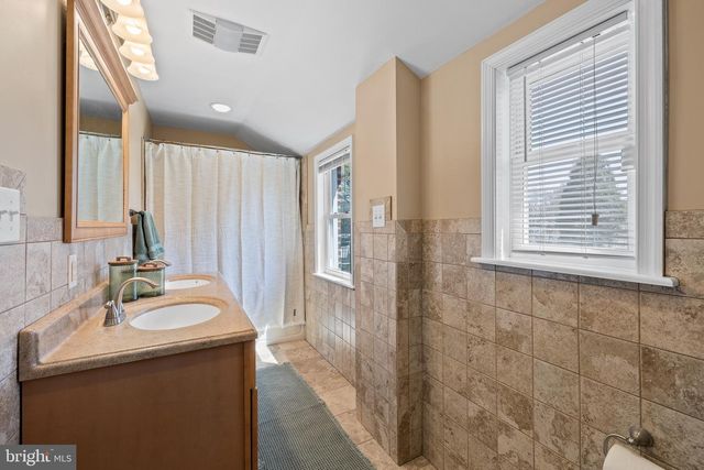 1521 BRIERWOOD RD, Havertown, PA 19083