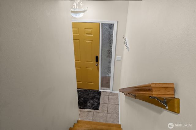 8424 14th Avenue SE, Olympia, WA 98513