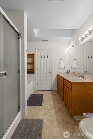 8424 14th Avenue SE, Olympia, WA 98513