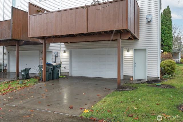 8424 14th Avenue SE, Olympia, WA 98513