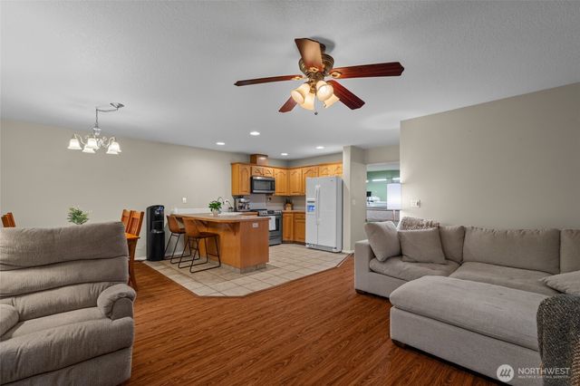 8424 14th Avenue SE, Olympia, WA 98513