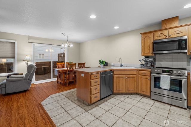 8424 14th Avenue SE, Olympia, WA 98513