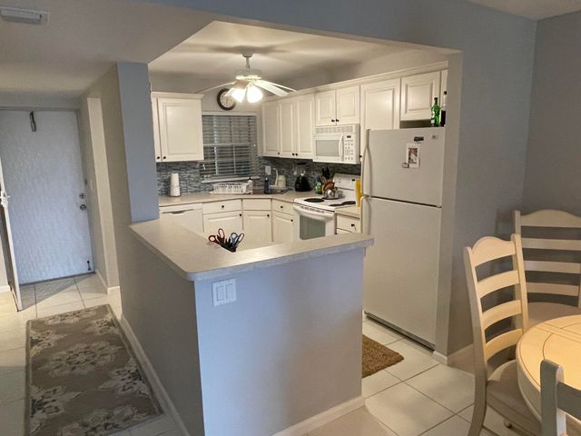 1070 S SUGAR SANDS Boulevard S 386, Singer Island, FL 33404