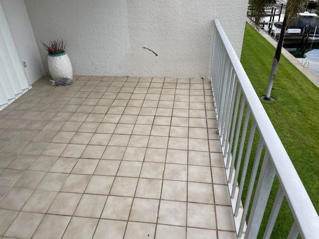 1070 S SUGAR SANDS Boulevard S 386, Singer Island, FL 33404