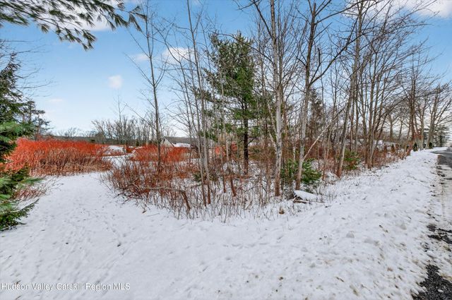 51 Laurel Trail, Wurtsboro, NY 12790