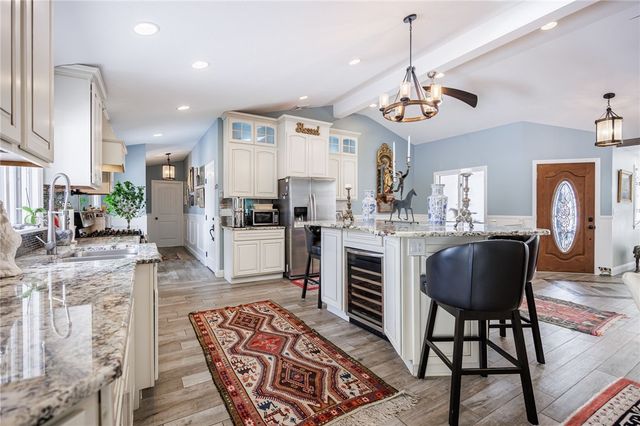 50 Deepwood Drive, Gates, NY 14606