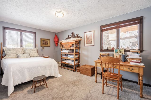 50 Deepwood Drive, Gates, NY 14606