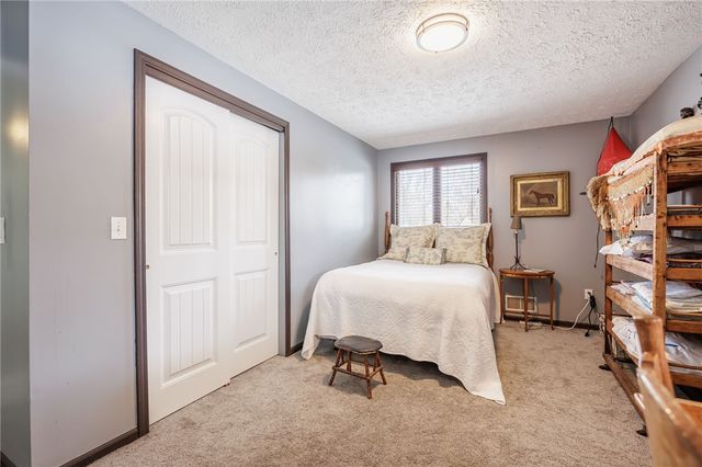 50 Deepwood Drive, Gates, NY 14606