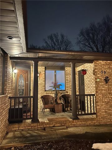 50 Deepwood Drive, Gates, NY 14606