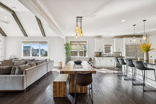 142 Vanner Rd, Mount Juliet, TN 37122