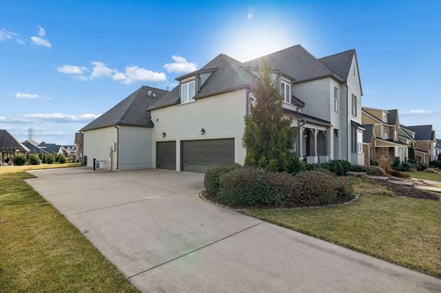 142 Vanner Rd, Mount Juliet, TN 37122