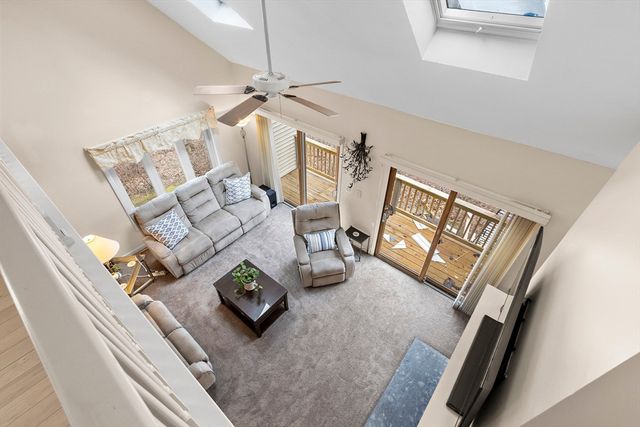 10 Emerson Way 10, Franklin, MA 02038