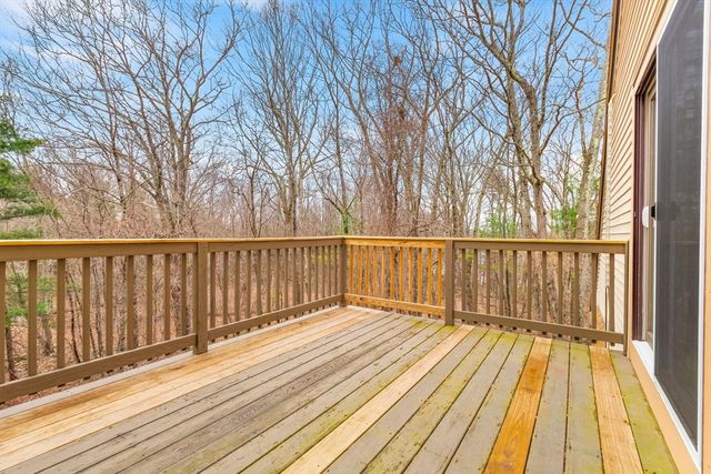 10 Emerson Way 10, Franklin, MA 02038