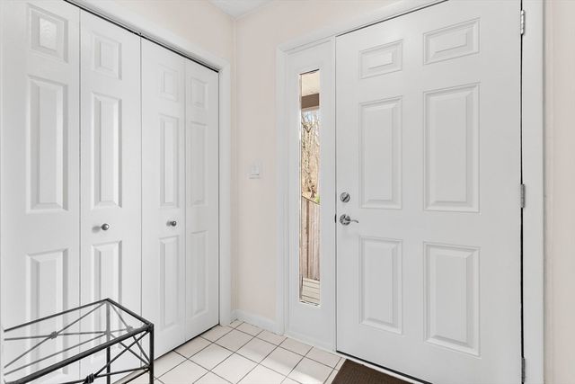 10 Emerson Way 10, Franklin, MA 02038