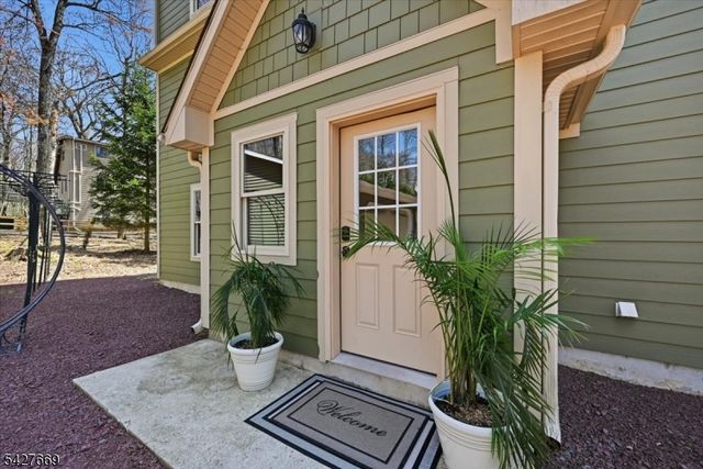 12 Lupine, Pennsylvania, PA 18624