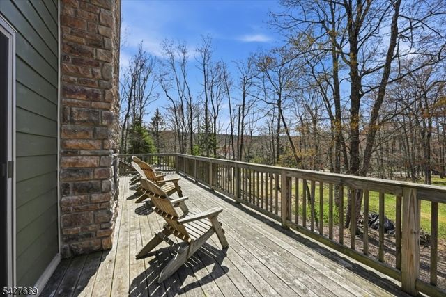 12 Lupine, Pennsylvania, PA 18624