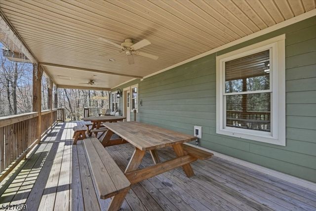 12 Lupine, Pennsylvania, PA 18624