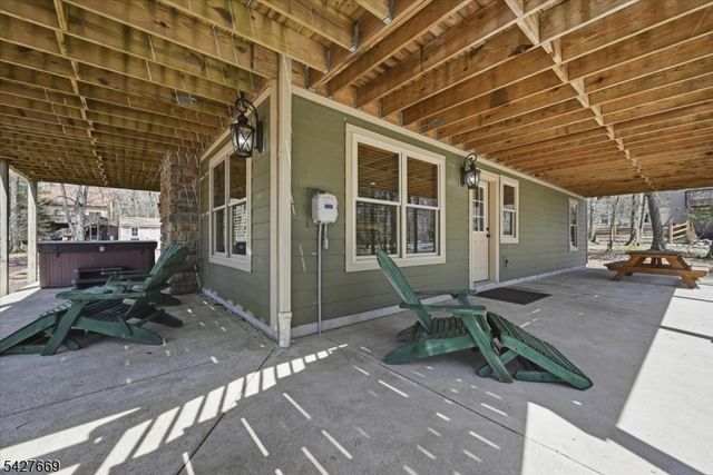 12 Lupine, Pennsylvania, PA 18624