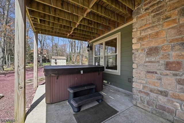 12 Lupine, Pennsylvania, PA 18624