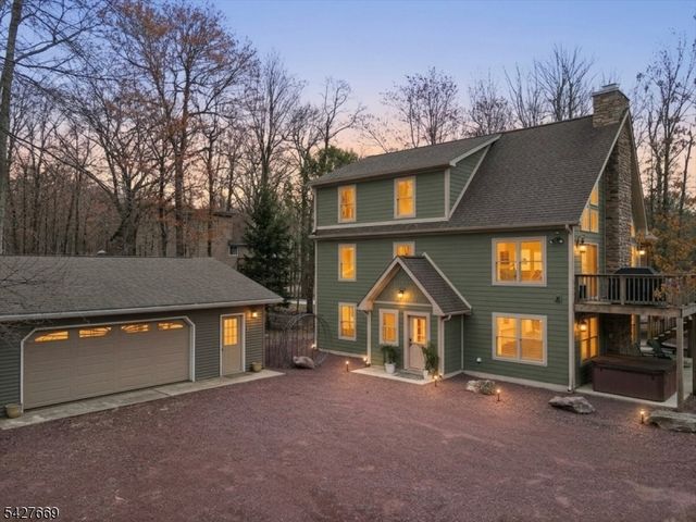 12 Lupine, Pennsylvania, PA 18624