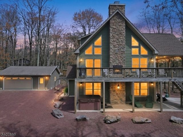 12 Lupine, Pennsylvania, PA 18624