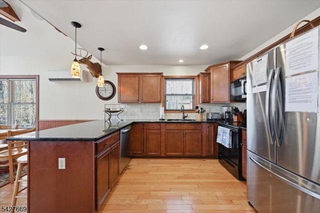 12 Lupine, Pennsylvania, PA 18624