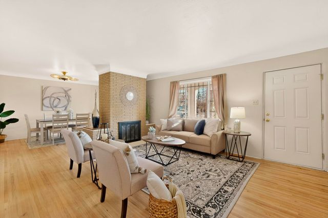 821 Madison Street NE, Albuquerque, NM 87110