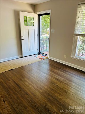 5344 Coburg Avenue, Charlotte, NC 28215