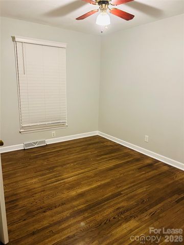 5344 Coburg Avenue, Charlotte, NC 28215