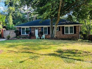 5344 Coburg Avenue, Charlotte, NC 28215