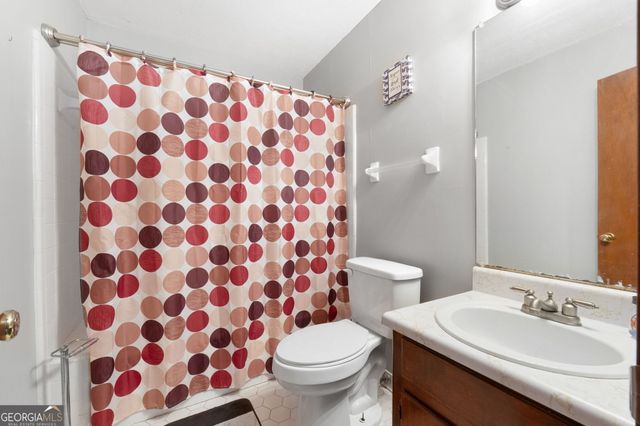 2050 N McDonough Road, Griffin, GA 30223