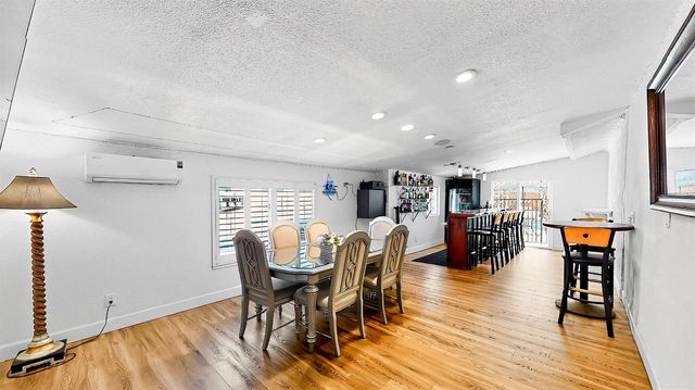 2720 Brooks Ct, Turlock, CA 95382