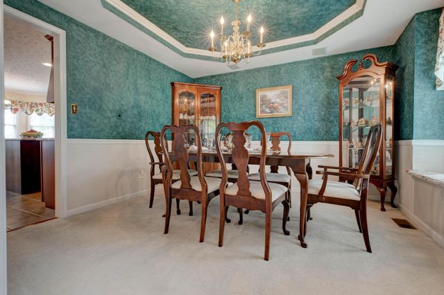 182 Chardonnay Court, Winchester, KY 40392